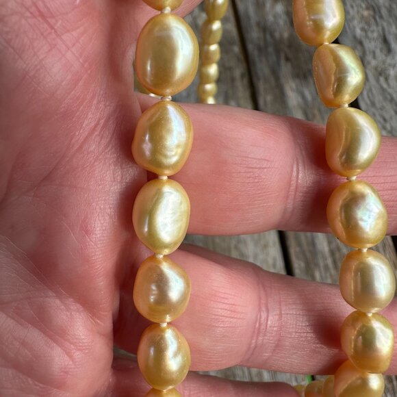 Golden Baroque Pearl Necklace 23" - Picture 11 of 16
